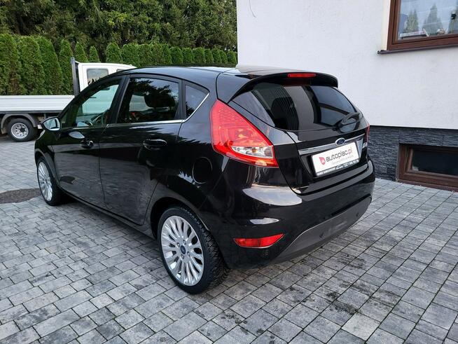 Ford Fiesta ** AUTOMAT ** 1,4 Benzyna ** Wersja Titanium Jatutów - zdjęcie 8