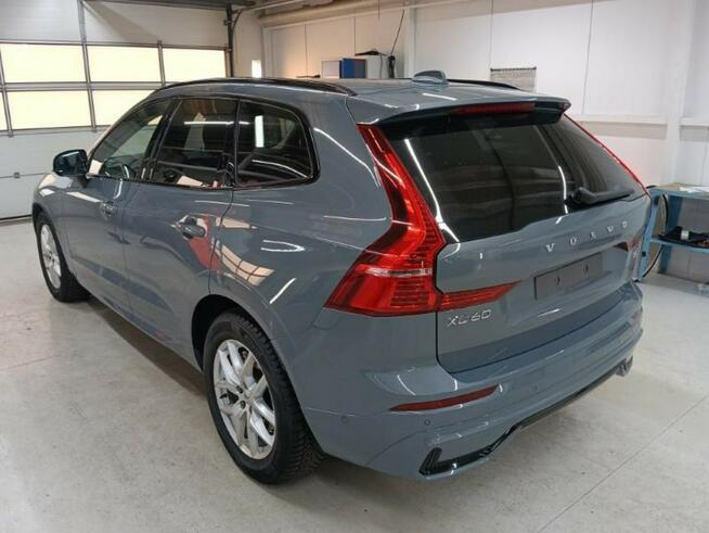 Volvo XC60 B5 D Ultimate Dark Mild-Hybrid AWD Tychy - zdjęcie 2