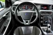 Volvo V60 D3 2.0 150KM R-Desing Xenon Led Navi Alkantara Full Opcja Płock - zdjęcie 8