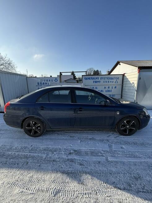 Syndyk sprzeda Toyota Avensis Łódź - zdjęcie 5
