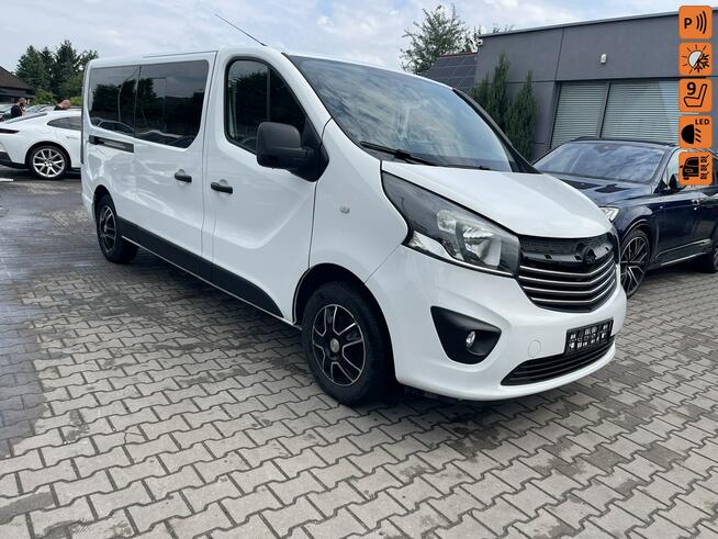 Opel Vivaro Klimatyzacja 9 osobowy Czujniki parkowania125KM Gliwice - zdjęcie 1