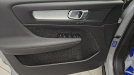 Volvo XC 40 T2 Core aut ! Z Polskiego Salonu ! Faktura Vat ! Warszawa - zdjęcie 10