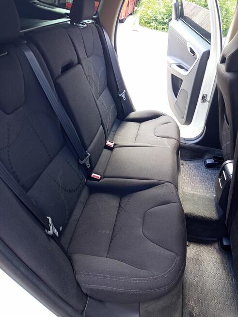 Sprzedam Volvo XC 60 l 2.4 D 5 175 KM 2009 r. Szczytno - zdjęcie 11