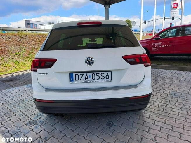 Volkswagen Tiguan 1.4 TSI DSG Comfortline Kraków - zdjęcie 12