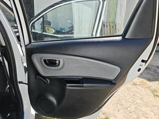 Sprzedam Toyota Yaris Ursynów - zdjęcie 9