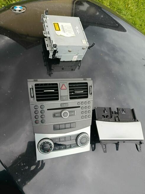 Sprzedam na części BMW E90 z 2007 roku, wersja angielska (An Grabów nad Prosną - zdjęcie 9