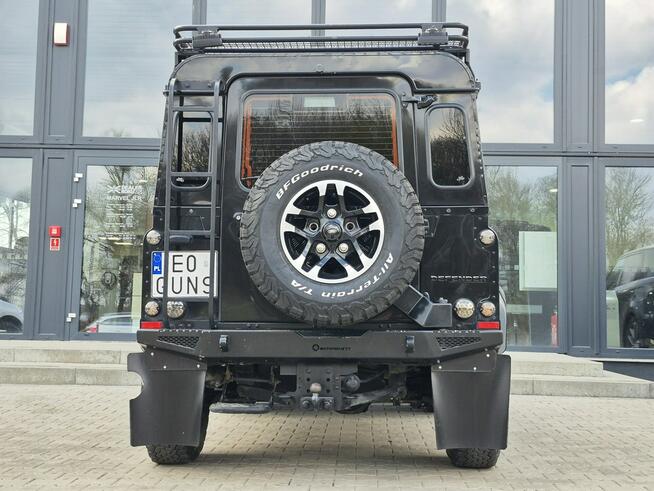 Range Rover Defender 2.2 Diesel AWD 6MT 3Drzwiowa / Serwisowana Łódź - zdjęcie 10
