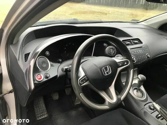 Honda Civic 1.8 Comfort Mińsk Mazowiecki - zdjęcie 12