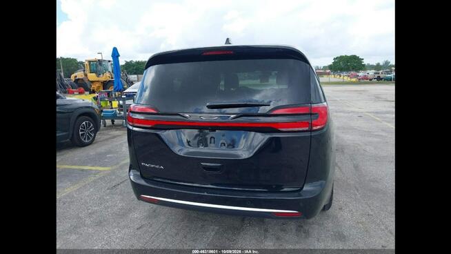 Chrysler Pacifica Bogata wersja wyposażenia / 2027 / Benzyna Częstochowa - zdjęcie 6