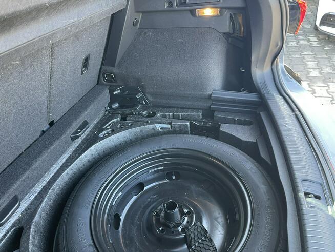 Volkswagen Tiguan Automat Klimatronik Parktronik Gliwice - zdjęcie 8