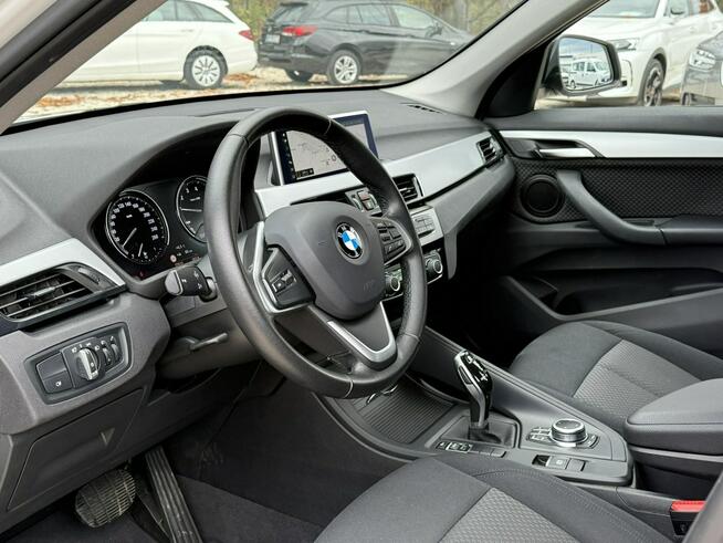 BMW X1 sDrive18i aut, Salon Polska! 1 właściciel! Pęcice - zdjęcie 10