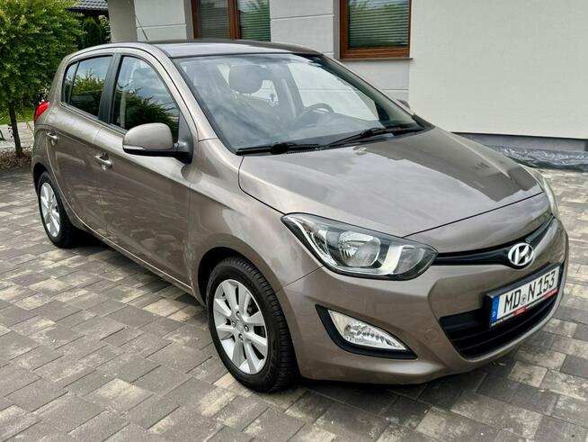 Hyundai i20 Stan Bardzo Dobry ! 86 koni tylko 134 tys km Warto Szerominek - zdjęcie 1