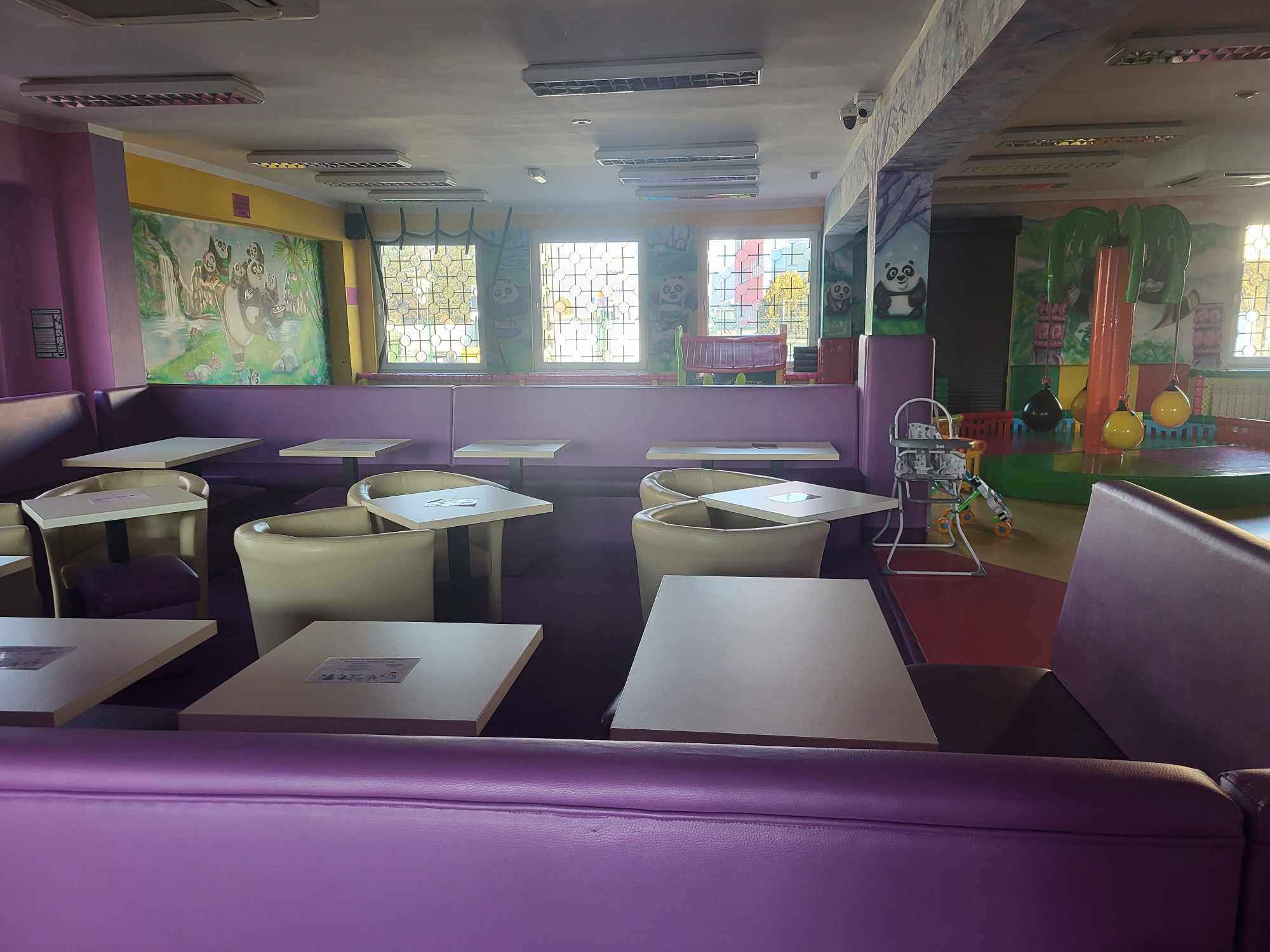 Sprzedam/odstąpię w pełni wyposażoną i działającą salę zabaw Bieruń - zdjęcie 1