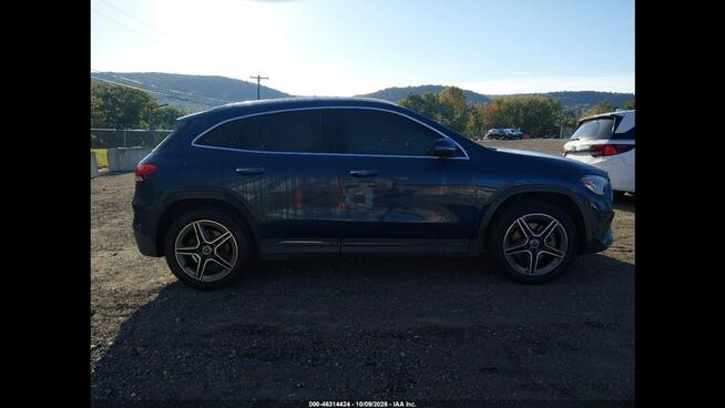 Mercedes GLA 250 4Matic / pakiet AMG / niski przebieg Białystok - zdjęcie 4