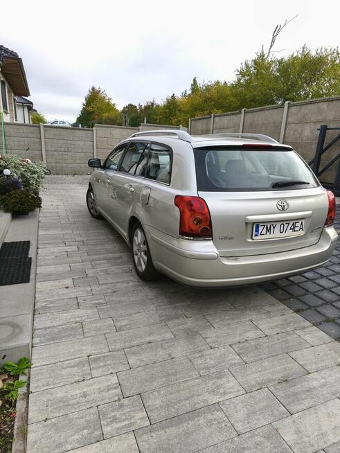 Toyota Avensis 1,8 benzyna 2006r. Bogato wyposażona Myślibórz - zdjęcie 4