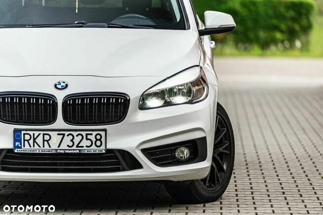 BMW Seria 2 218d Sport-Aut Targowiska - zdjęcie 4