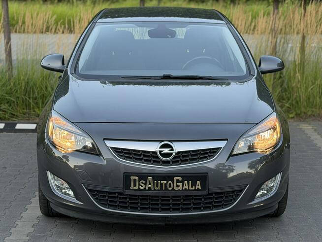 Opel Astra Zwoleń - zdjęcie 4