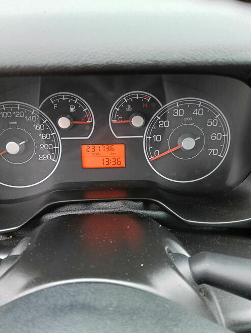 Sprzedam ekonomiczne auto Gizałki - zdjęcie 1