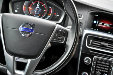 Volvo V60 D3 2.0 150KM R-Desing Xenon Led Navi Alkantara Full Opcja Płock - zdjęcie 12