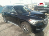 BMW X1 2020, 2.0L, porysowany lakier