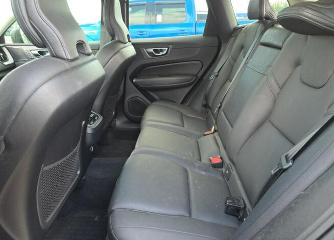 Volvo XC 60 INSCRIPTION / AWD / T6 / niski przebieg Cieszyn - zdjęcie 11