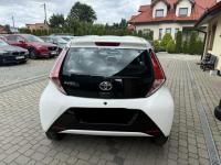 Toyota Aygo 1,0 69KM  Klimatyzacja  Kamera  Navi Orzech - zdjęcie 8