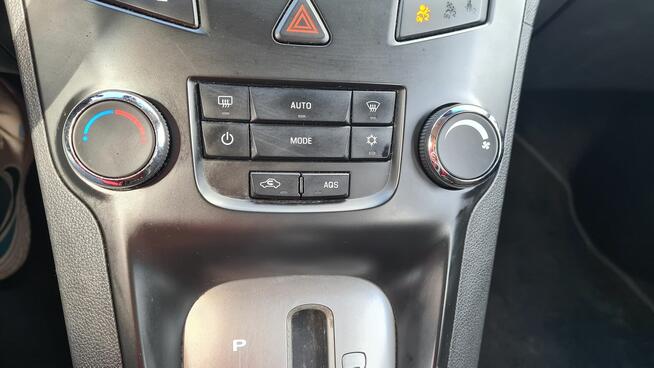 Chevrolet Orlando Automat 7 - osobowy Klimatyzacja Olsztyn - zdjęcie 11