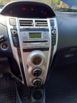 Toyota Yaris 2005r., 1.4 D4D, 66 KW, automat, 198 tyś. km. Otwock - zdjęcie 3