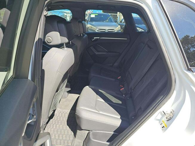 Audi Q3 Premium Plus / S-Line / niski przebieg Tarnów - zdjęcie 9