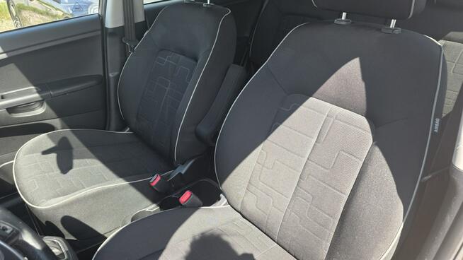 Kia Venga mały przebieg  climatronic automat Lębork - zdjęcie 9