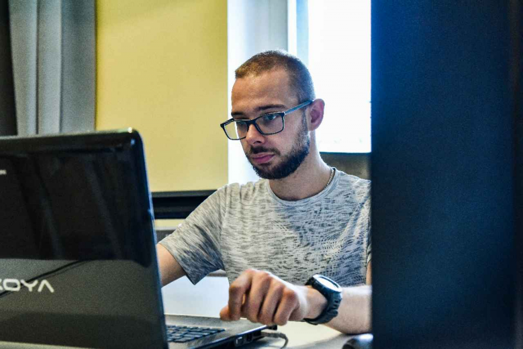 KONSTRUKCJA ODZIEŻY - STOPNIOWANIE - DIGITALIZACJA - WYDRUKI TRAFARETU Kościerzyna - zdjęcie 3