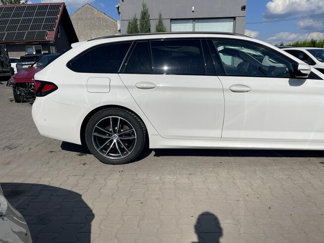 BMW 520 Mpakiet XDrive mHEV Skóra Kamera Pamięć Panorama HAK 190KM Gliwice - zdjęcie 4