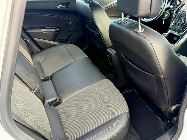 Opel Astra 1.4T 140KM ! Super Stan ! Opłacona ! 174tys km ! Zwoleń - zdjęcie 8
