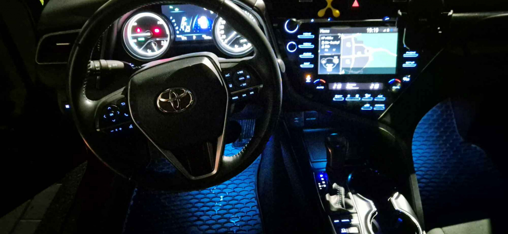 Toyota Camry 2.5 HYBRID PRESTIGE | Bezwypadkowa | Salon PL | Gwarancja Legnica - zdjęcie 12