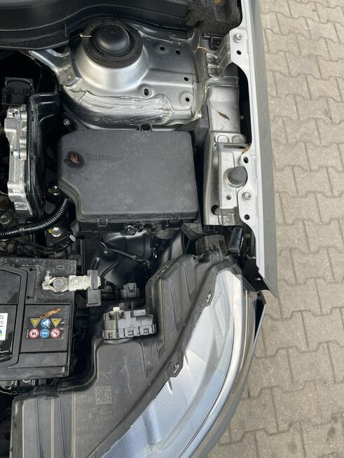 Suzuki Vitara Salon PL_Hybryda Kamera Podgrzewanie Aktywny temp. Gliwice - zdjęcie 6