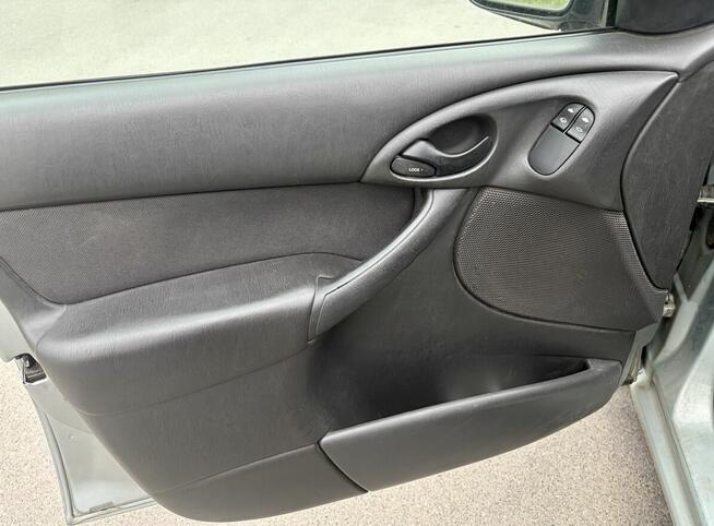 Ford Focus Kombi 1.6 Benzyna Salon Polska - Wyposażony Spraw Legionowo - zdjęcie 10