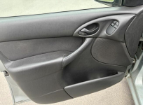 Ford Focus Kombi 1.6 Benzyna Salon Polska - Wyposażony Spraw Legionowo - zdjęcie 10