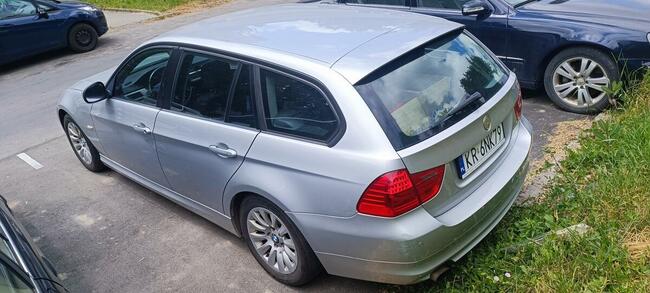 BMW E91 318D TOURING 2009 Kraków - zdjęcie 3