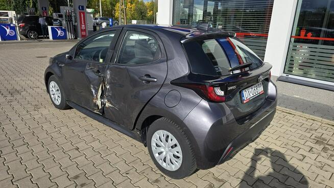 Toyota Yaris 1.5 B Asystent Pasa Tempomat Salon PL F vat Karczew - zdjęcie 5