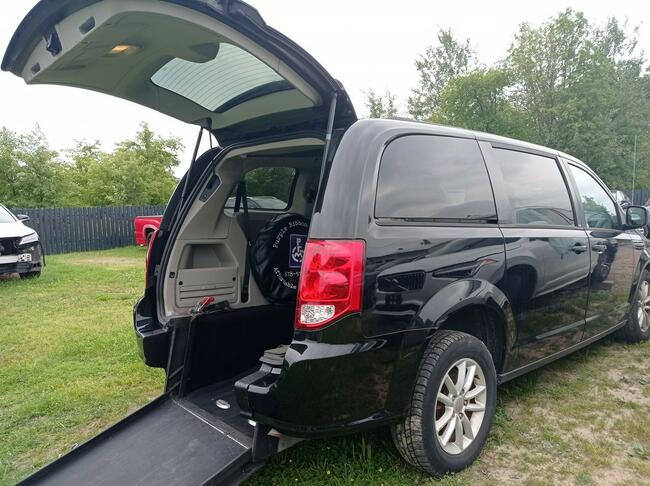 Dodge Caravan przystosowany do przewozu osoby na wózku Bielsk Podlaski - zdjęcie 4