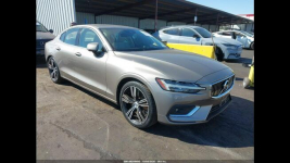 Volvo S60 INSCRIPTION / AWD / T6 / niski przebieg
