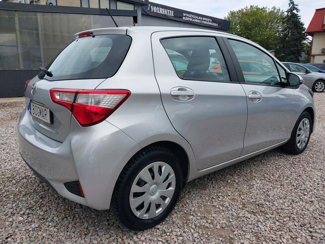 Toyota Yaris SALON PL 100% bezwypadkowa + niski przebieg Warszawa - zdjęcie 2
