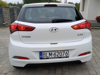 Hyundai i20 benzyna mały przebieg Konarzyce - zdjęcie 6