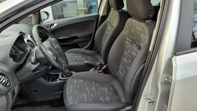 Opel Corsa 1,4 16v 90km Klima Serwis Lift ! Chełmno - zdjęcie 9