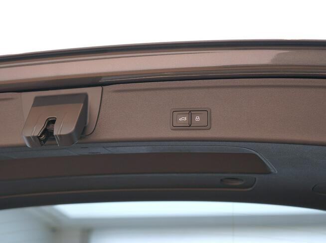 Audi A4 45TFSI Quattro Panorama MatrixLed TempomatACC Kamera Kielce - zdjęcie 12