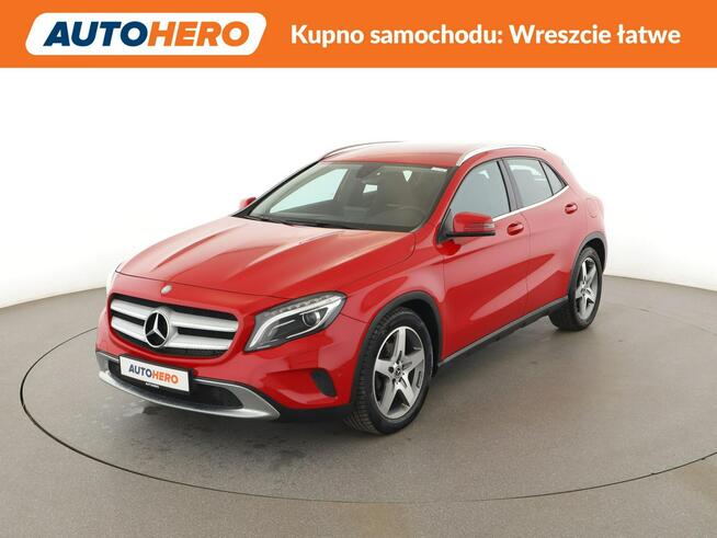 Mercedes GLA 180 automat półskóra navi PDC grzane fotele tempomat Warszawa - zdjęcie 1