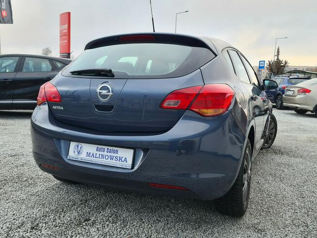 Opel Astra Benzyna Klimatyzacja Tempomat Sensory Halogeny Wągrowiec - zdjęcie 2