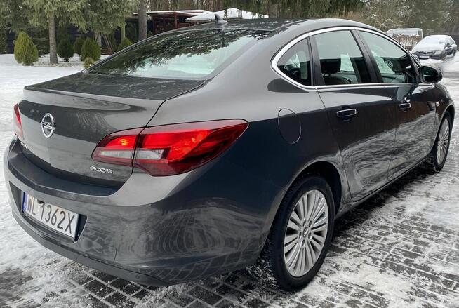 Opel Astra J - Mega Wyposażenie - BEZWYPADKOWA - KOLOR Legionowo - zdjęcie 3
