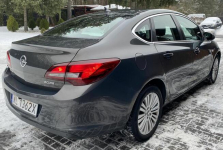 Opel Astra J - Mega Wyposażenie - BEZWYPADKOWA - KOLOR Legionowo - zdjęcie 3
