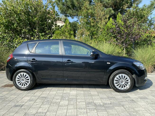 Kia Cee&#039;d Zadbana bezwypadkowa - przepiękny perłowy kolor ! Poznań - zdjęcie 4